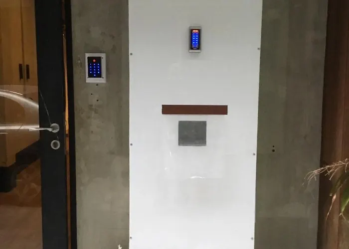 Xx Go Bts Surasak Silom Bkk โกอินน์ บีทีเอส สถานีสุรศักดิ์ Appartamento Bangkok